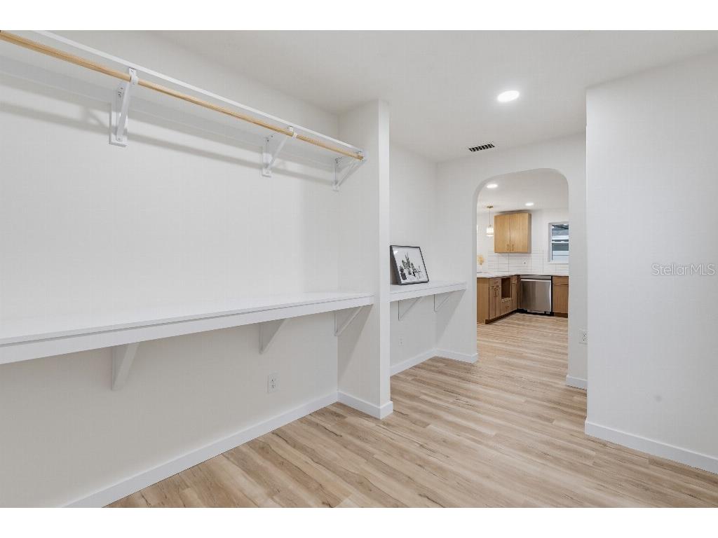 7520 20th Street N Saint Petersburg FL 33702 TB8524421 image39
