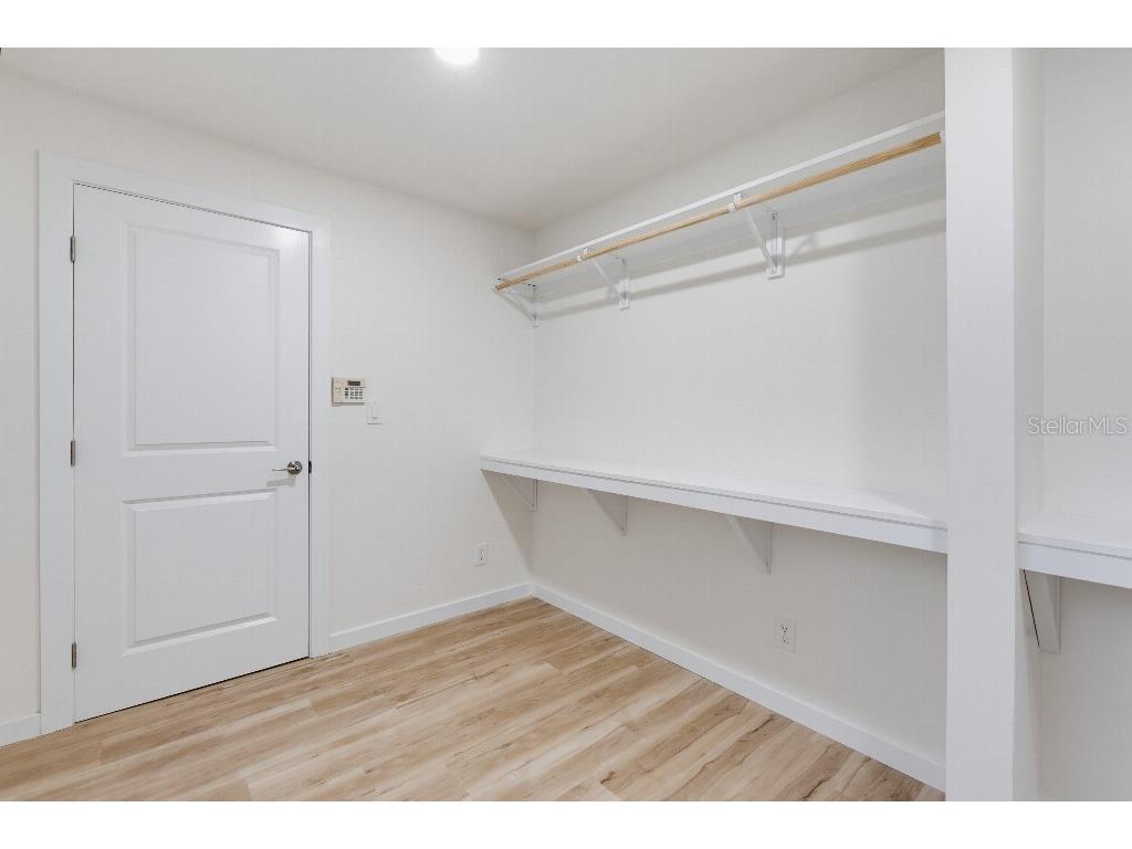 7520 20th Street N Saint Petersburg FL 33702 TB8524421 image40