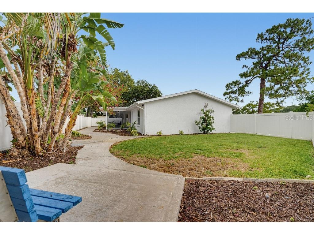 7520 20th Street N Saint Petersburg FL 33702 TB8524421 image48