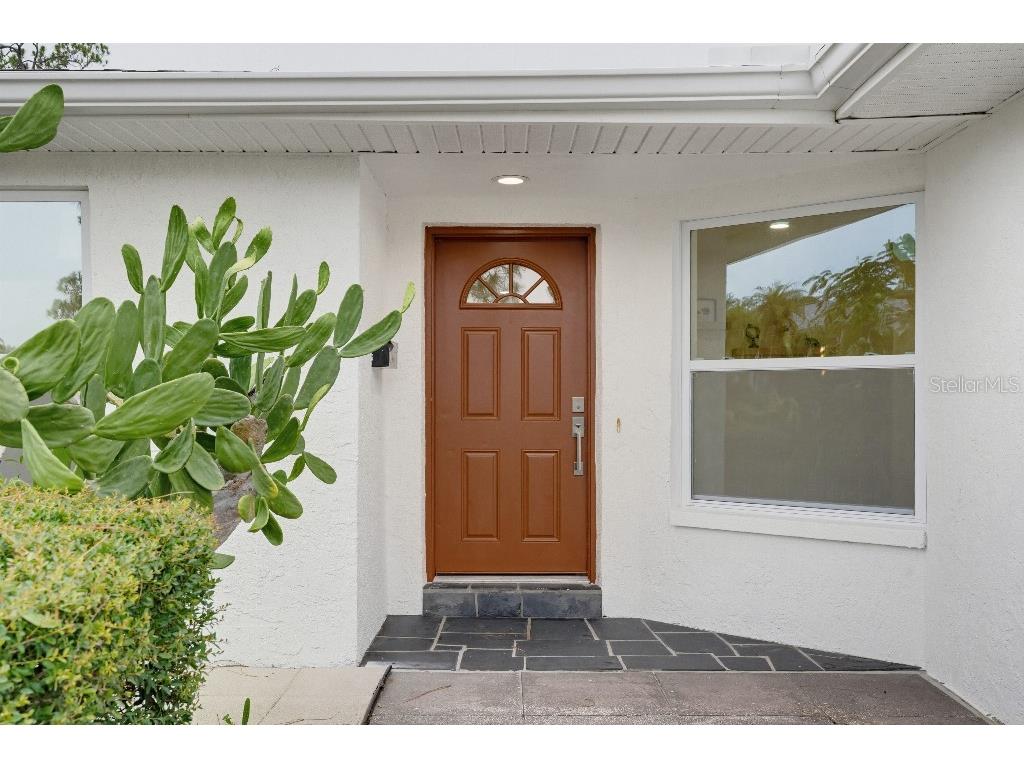 7520 20th Street N Saint Petersburg FL 33702 TB8524421 image5