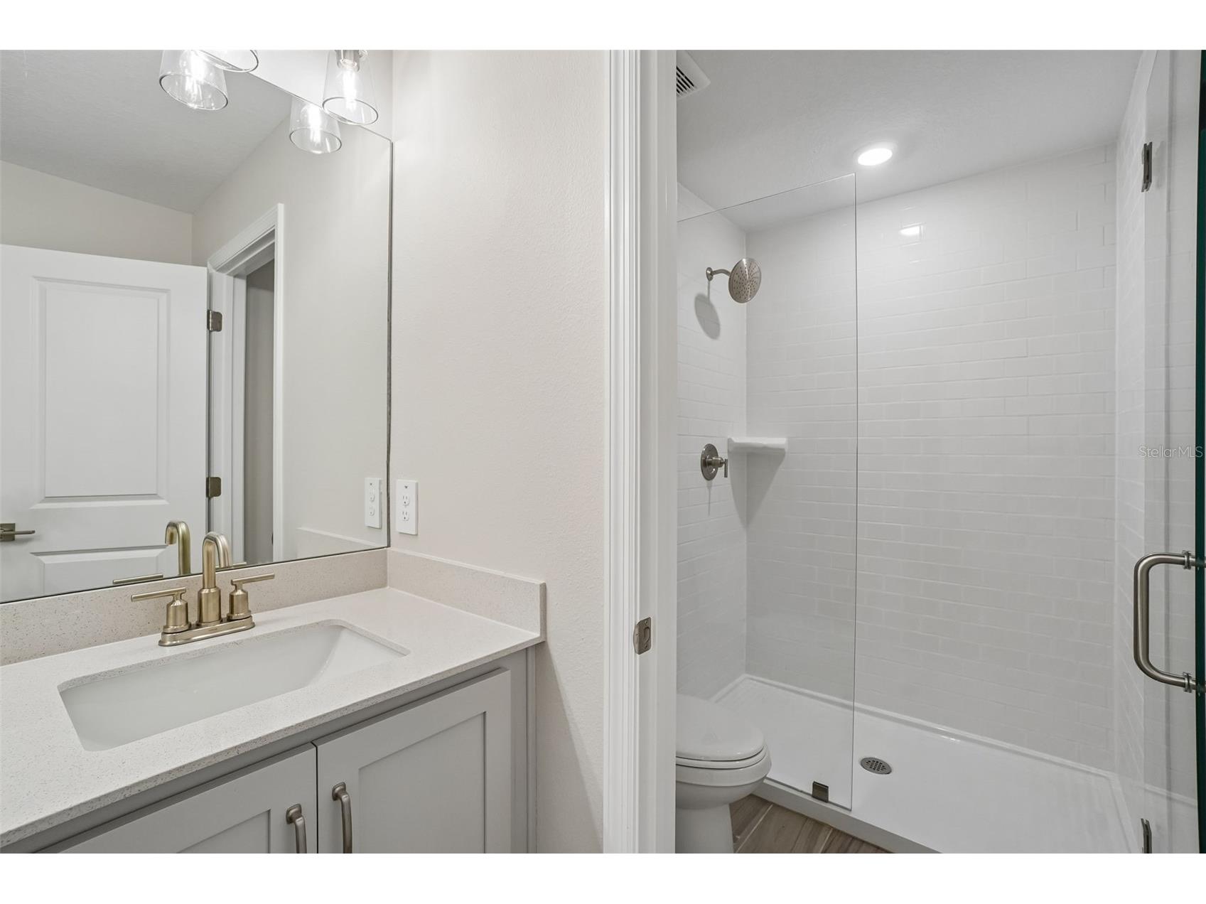 7520 Deer Valley Circle Tampa FL 33635 TB8510176 image17