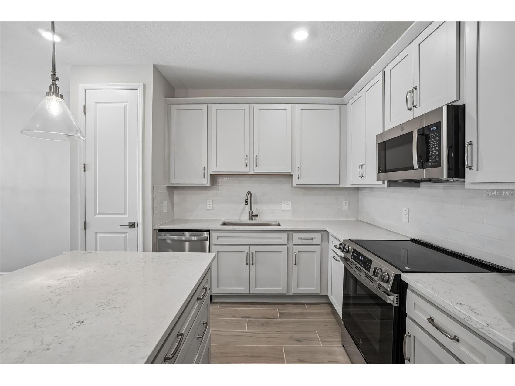 7520 Deer Valley Circle Tampa FL 33635 TB8510176 image6