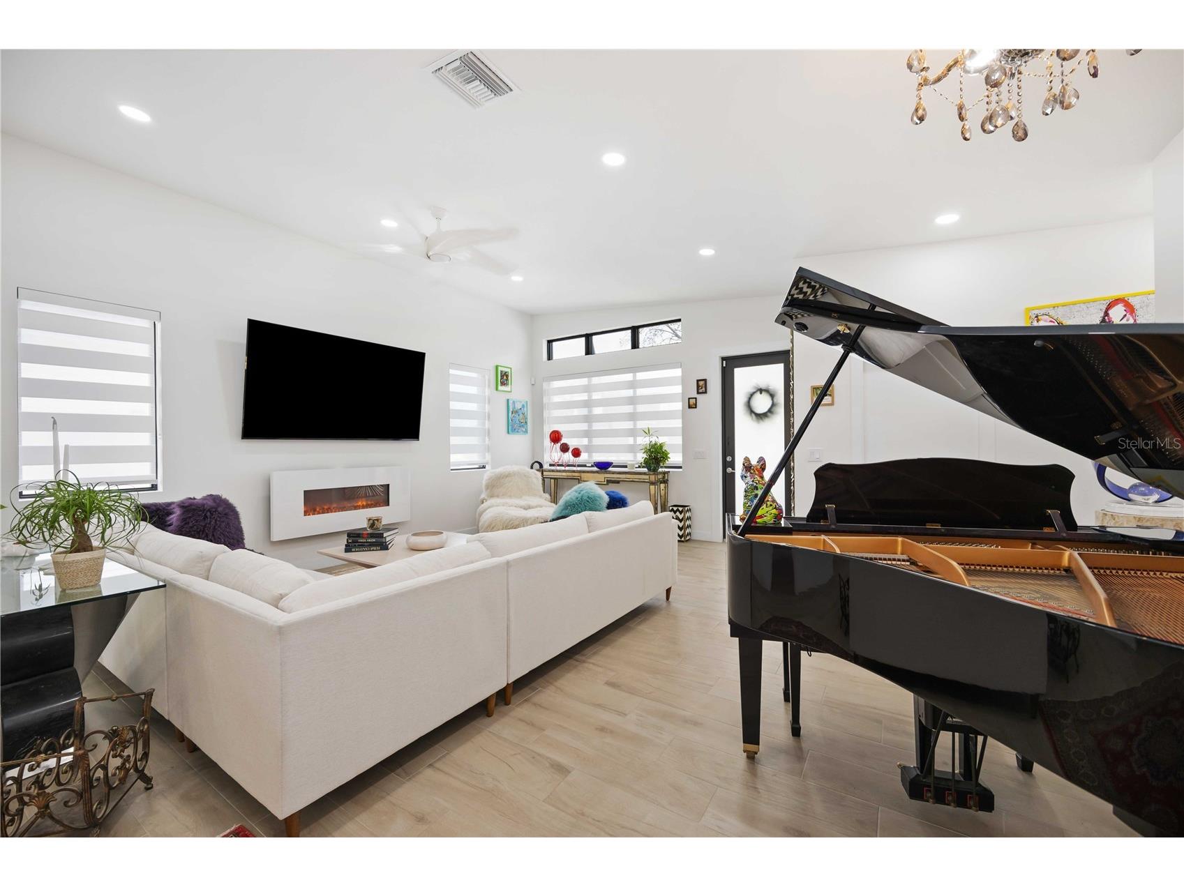 7520 N Coolidge Avenue Tampa FL 33614 A4690561 image10