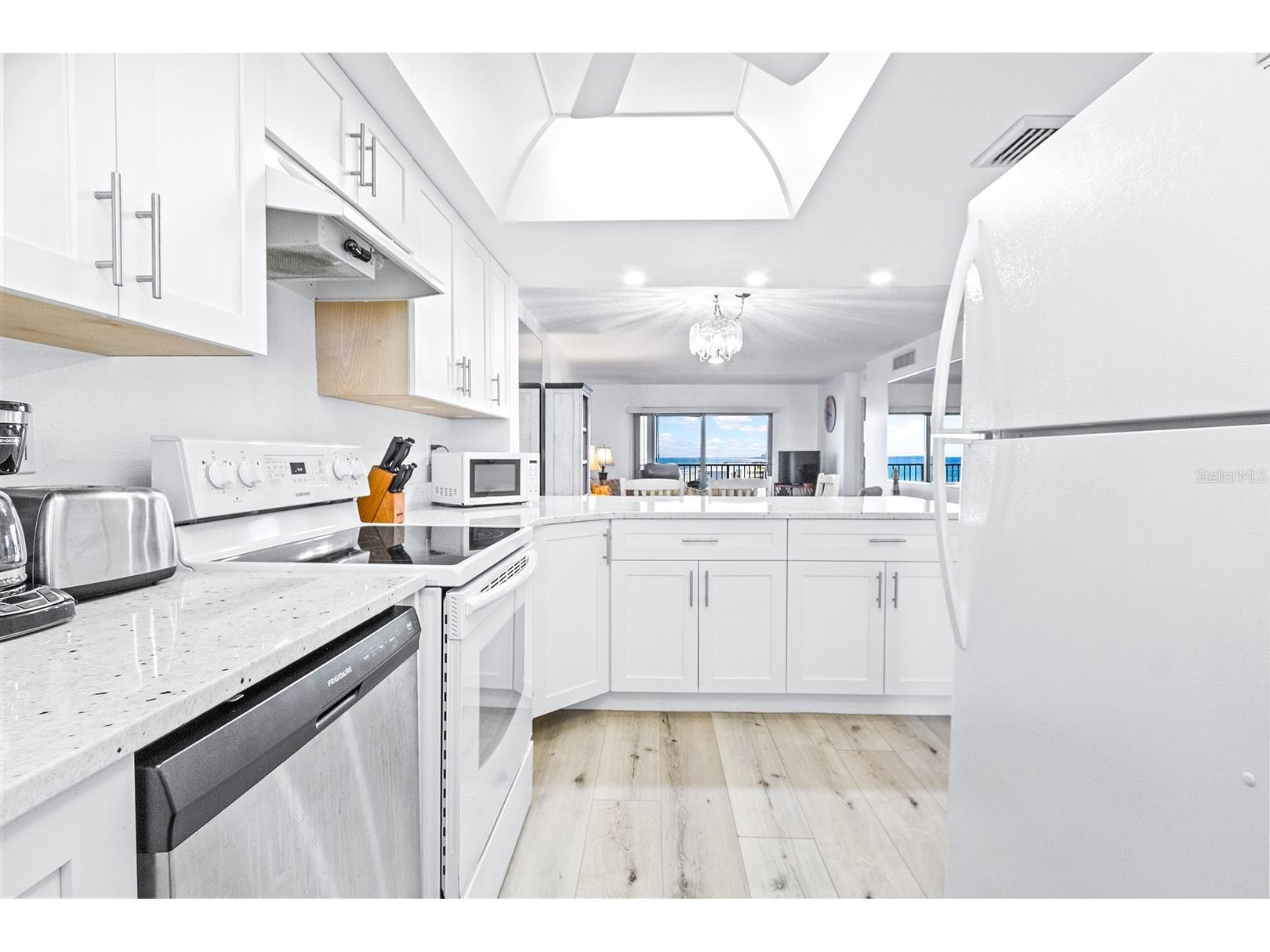 7520 Ridgewood Avenue #906 Cape Canaveral FL 32920 TB8508863 image14