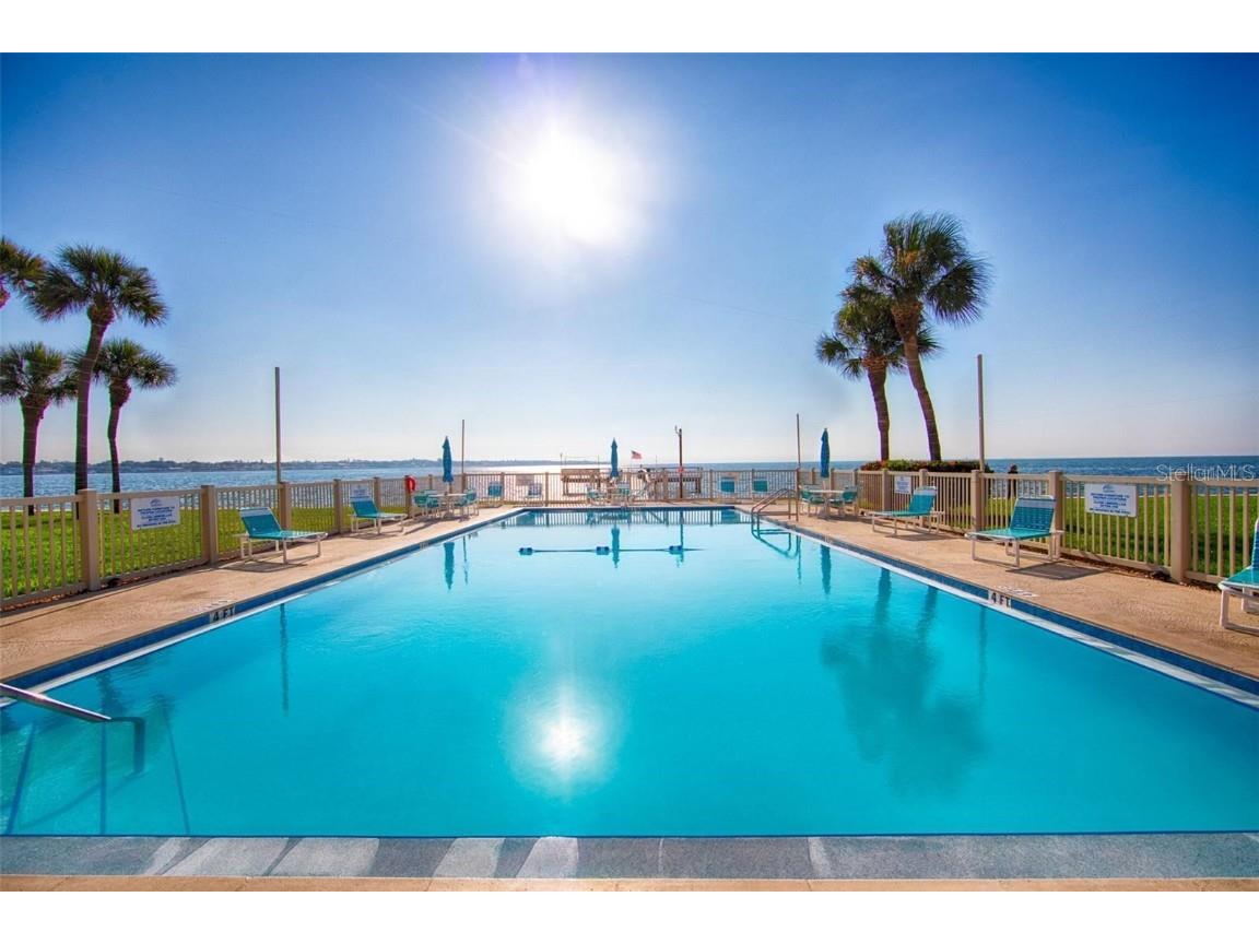 7520 Sunshine Skyway Lane S #110 Saint Petersburg FL 33711 TB8376371 image41