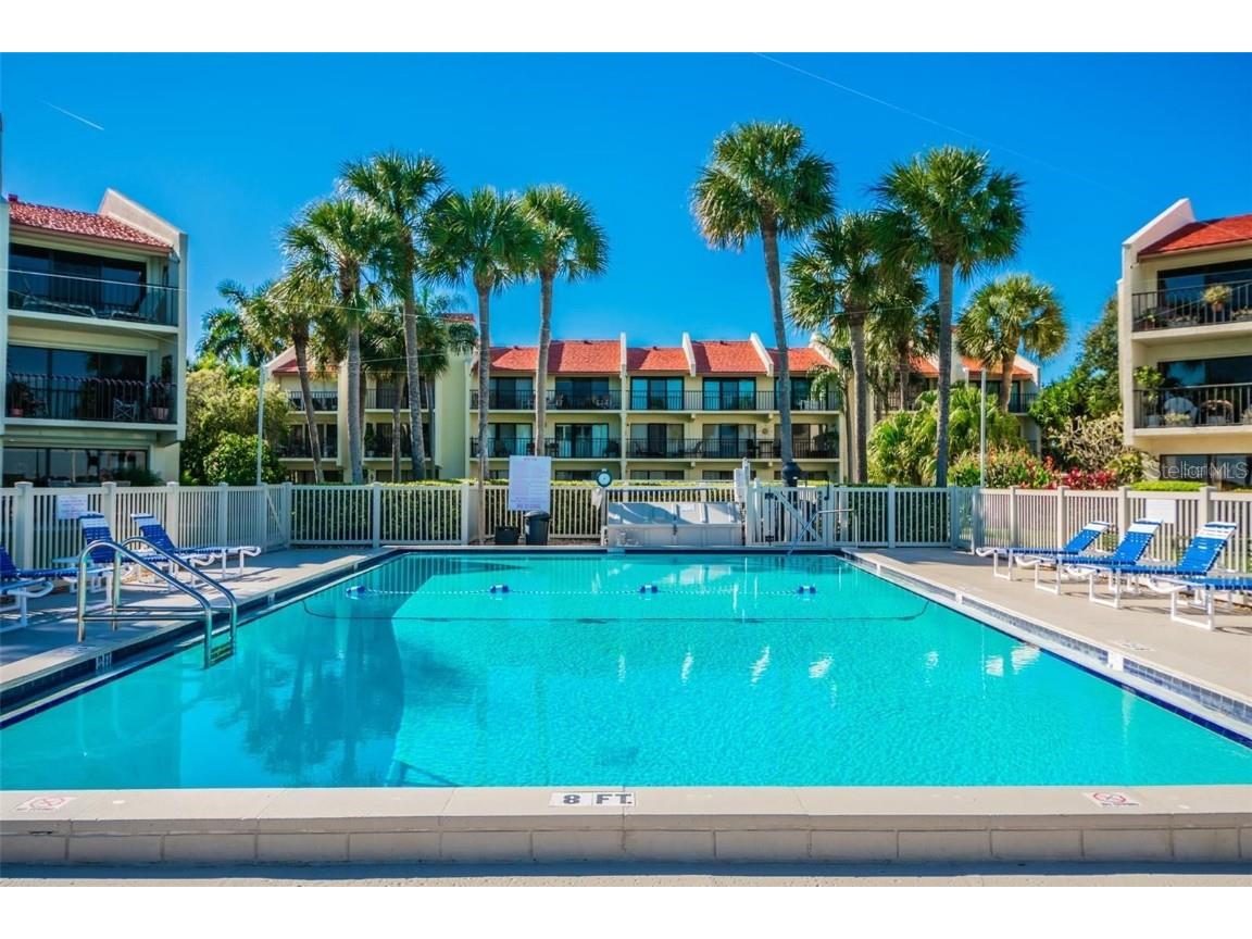 7520 Sunshine Skyway Lane S #110 Saint Petersburg FL 33711 TB8376371 image42