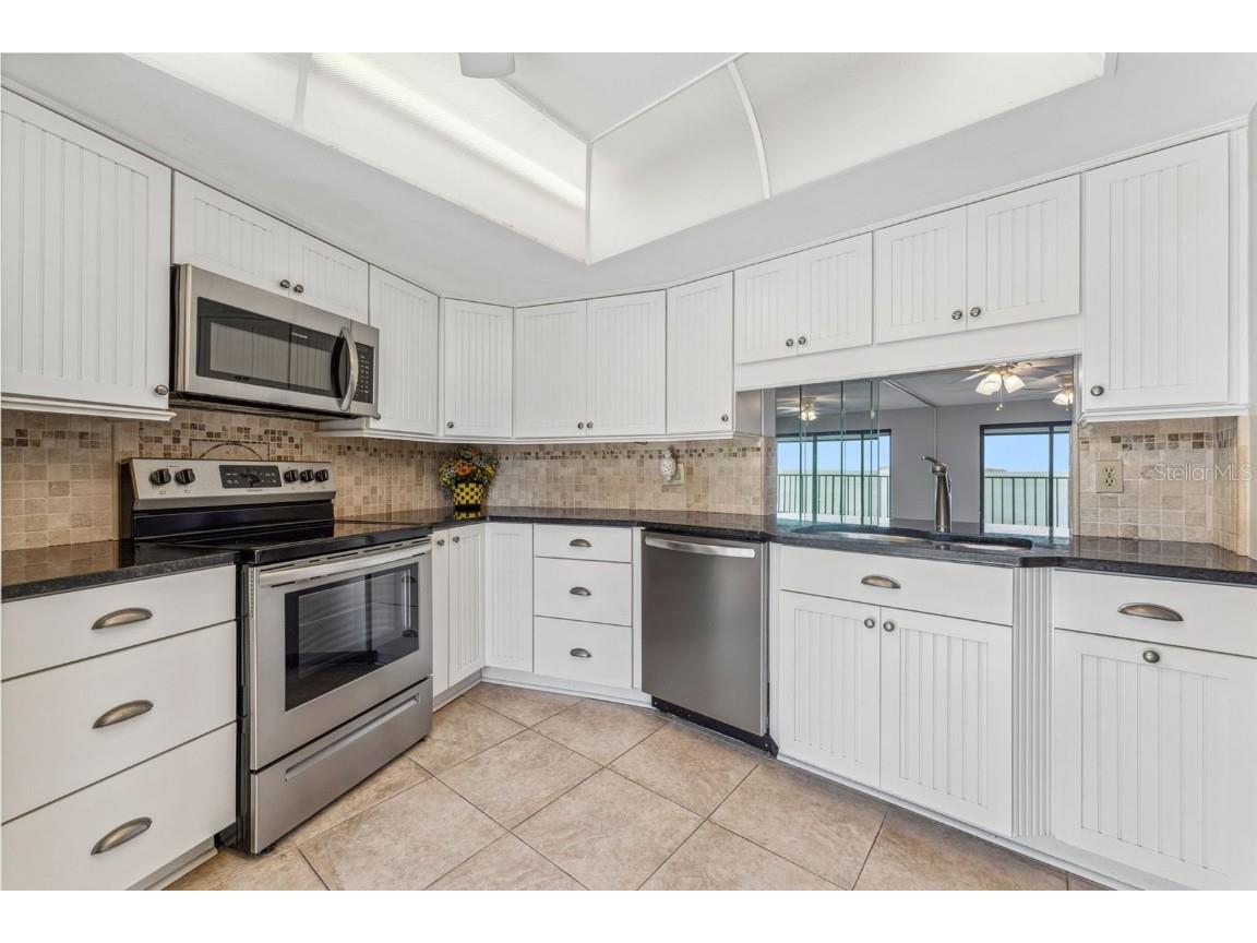 7520 Sunshine Skyway Lane S #110 Saint Petersburg FL 33711 TB8376371 image8