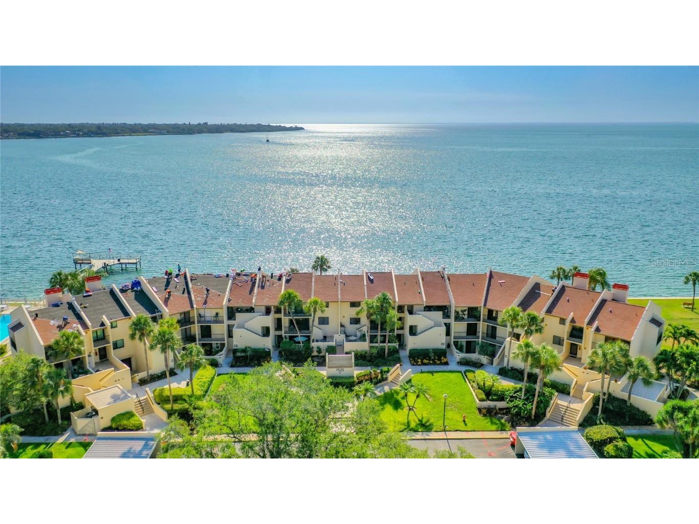 7520 Sunshine Skyway Lane S #111 Saint Petersburg FL 33711 OM657676 image1