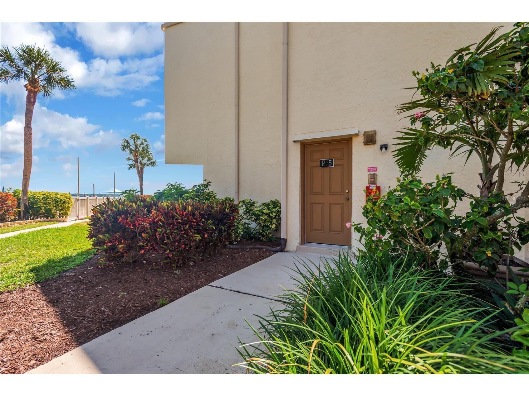 7520 Sunshine Skyway Lane S #P5 Saint Petersburg FL 33711 TB8504090 image13