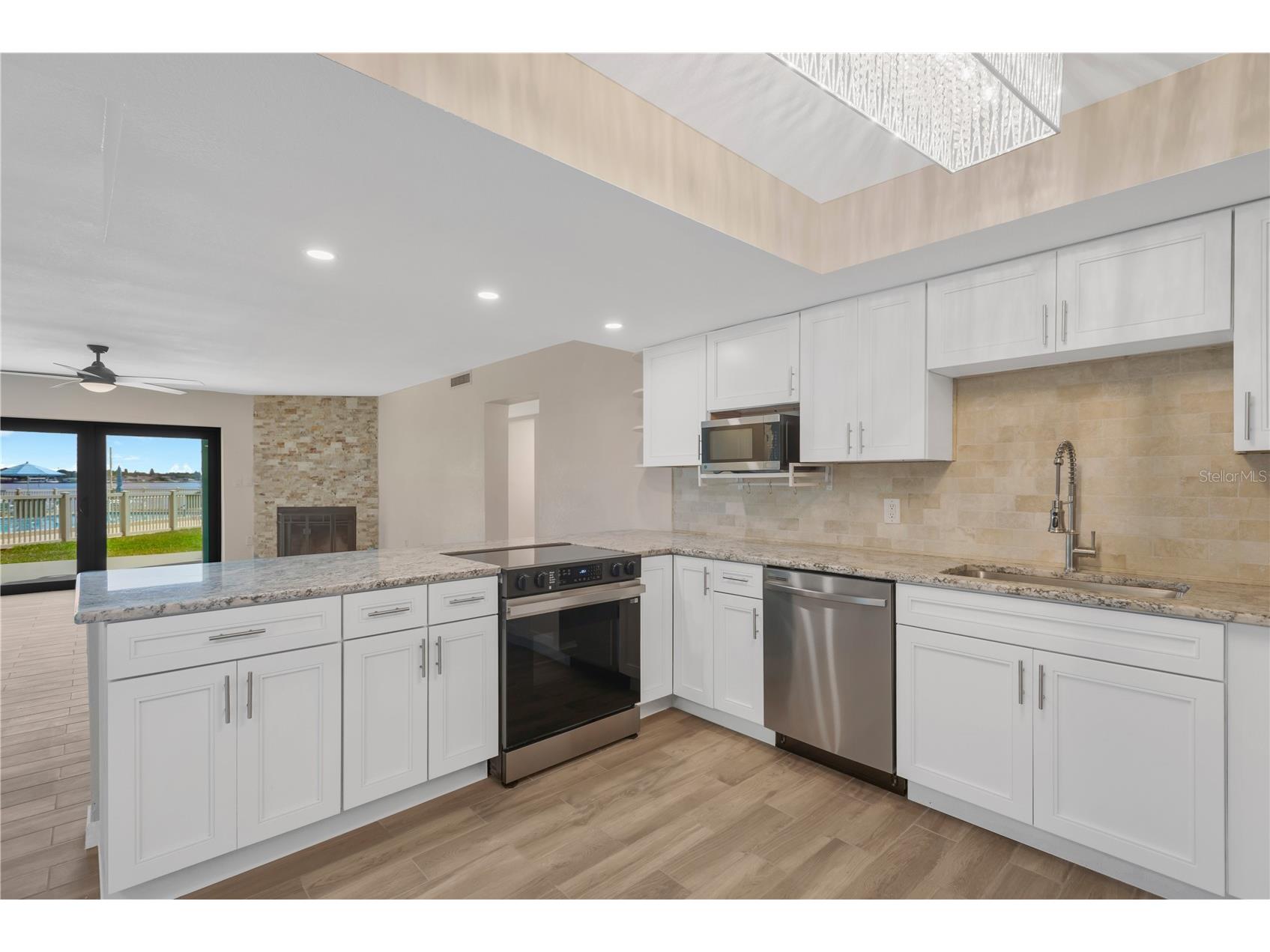 7520 Sunshine Skyway Lane S #P5 Saint Petersburg FL 33711 TB8504090 image17