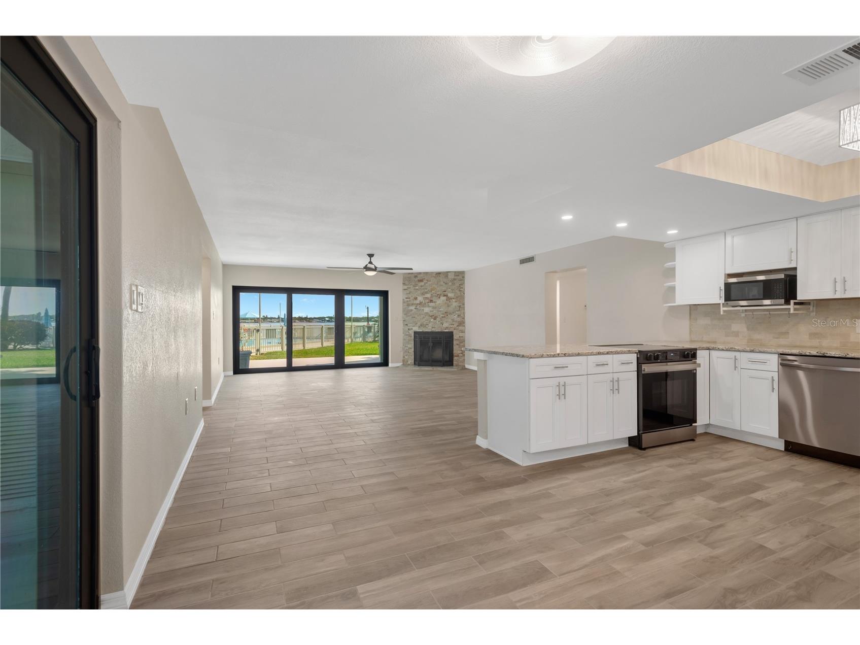 7520 Sunshine Skyway Lane S #P5 Saint Petersburg FL 33711 TB8504090 image18