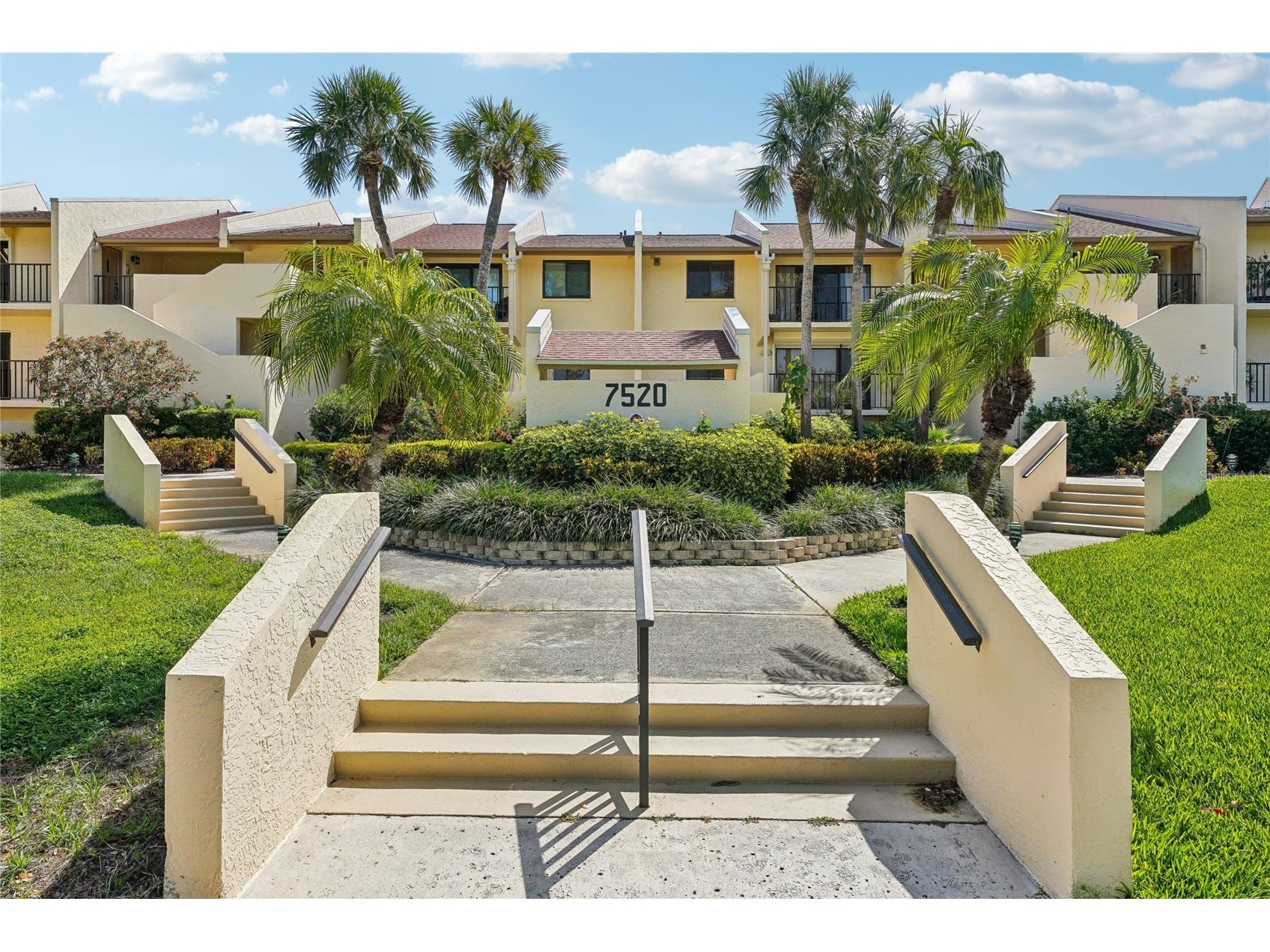 7520 Sunshine Skyway Lane S #T18 Saint Petersburg FL 33711 - TAMPA BAY TB8490542 image3