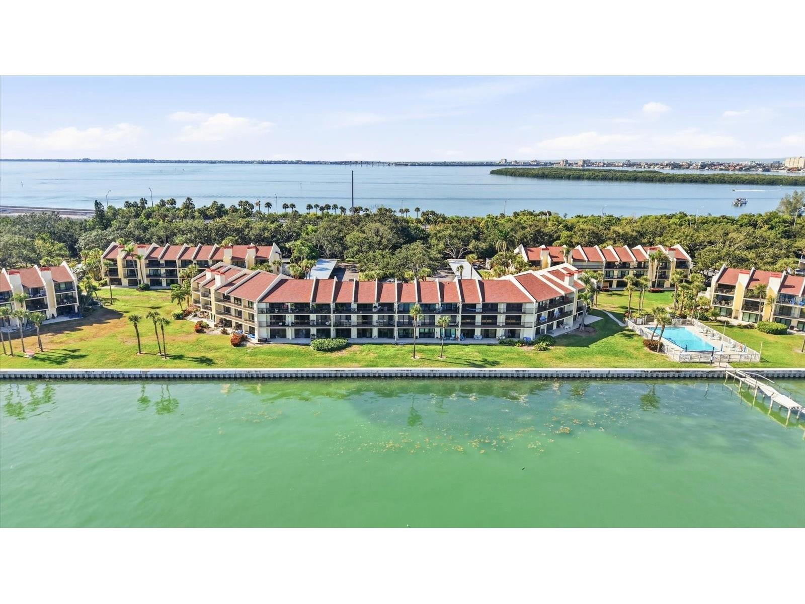 7520 Sunshine Skyway Lane S #T19 Saint Petersburg FL 33711 - TAMPA BAY TB8453940 image3