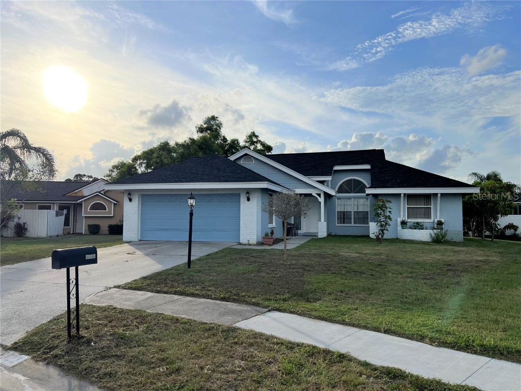 7522 38th Street Circle E Sarasota FL 34243 A4576725 image1