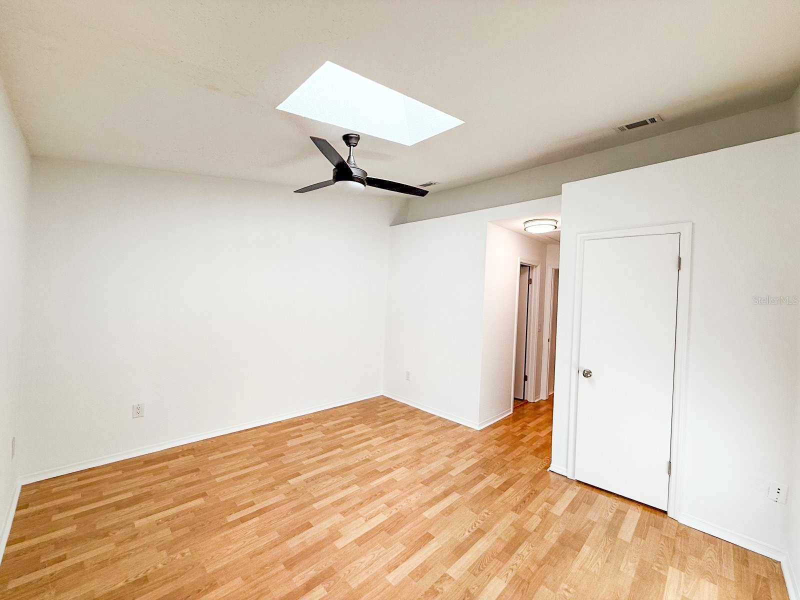 7522 Hollowell Drive Tampa FL 33615 TB8488531 image24