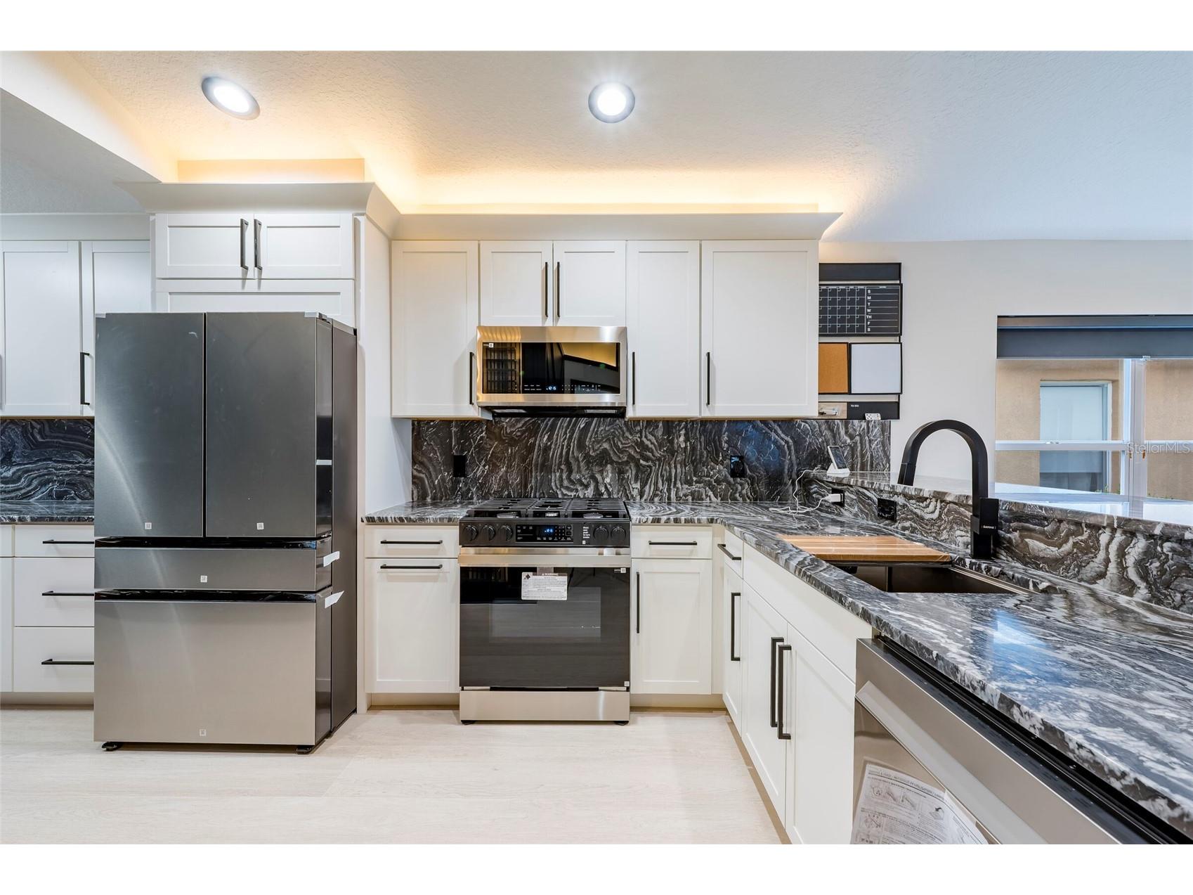 7522 Oxford Garden Circle Apollo Beach FL 33572 TB8524521 image11