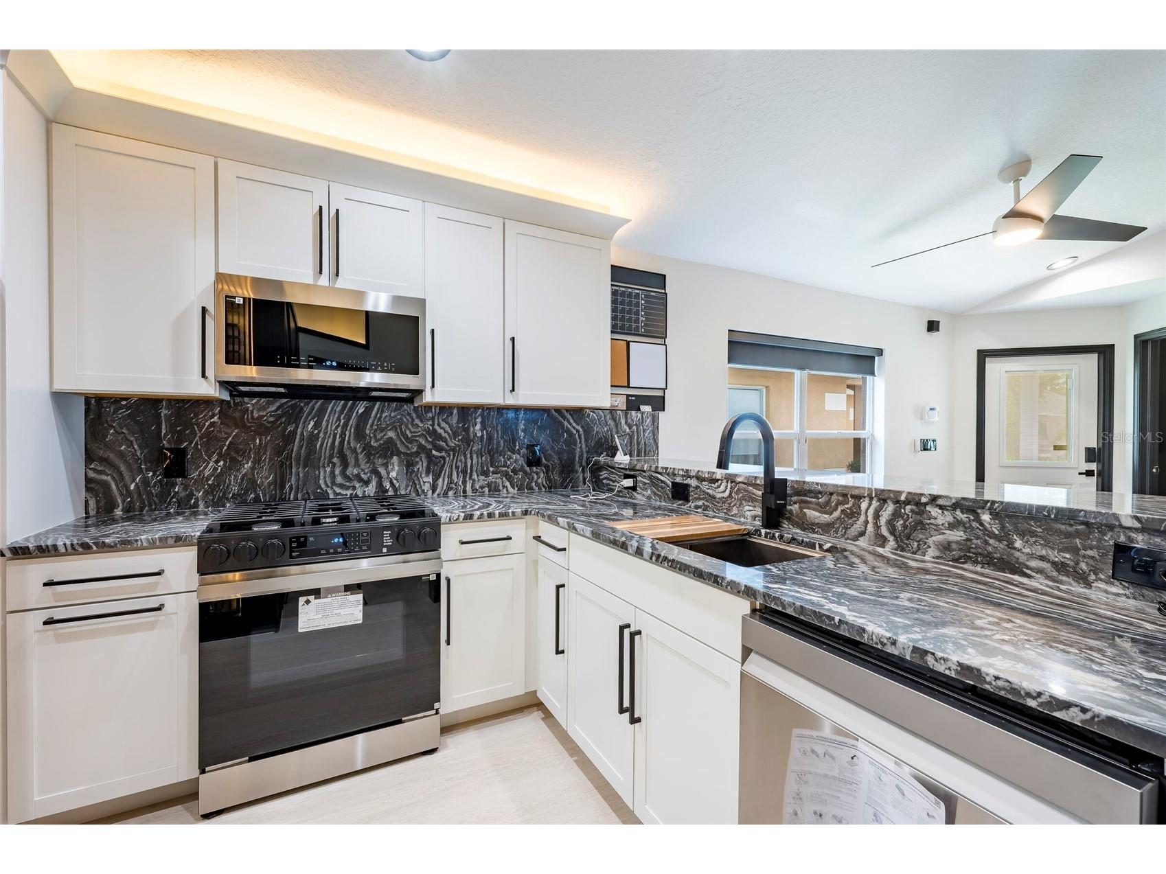 7522 Oxford Garden Circle Apollo Beach FL 33572 TB8524521 image12