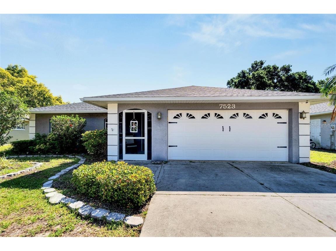 7523 42nd Court E Sarasota FL 34243 T3517225 image1