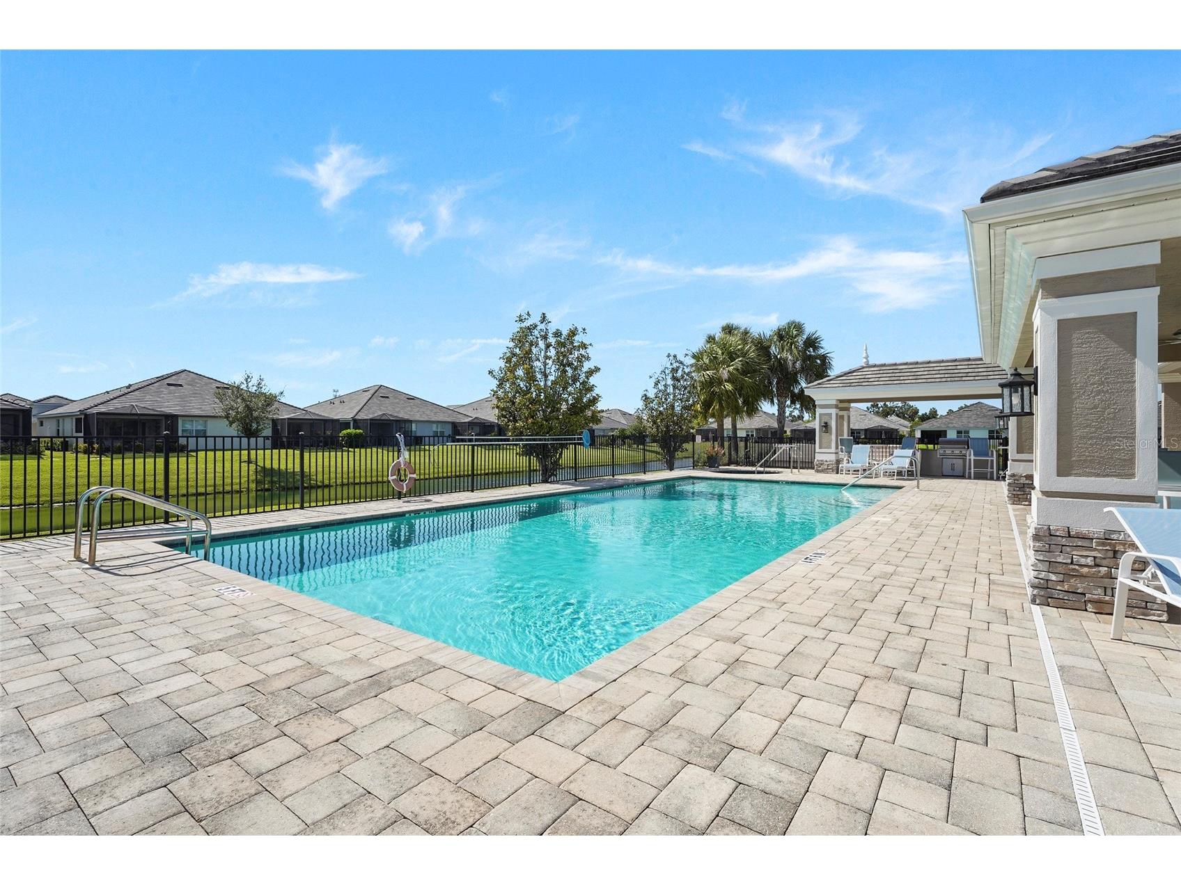 7523 Campus Cove Sarasota FL 34243 A4695649 image10