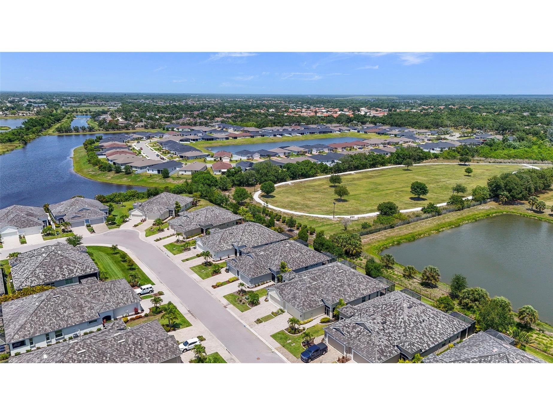7523 Campus Cove Sarasota FL 34243 A4695649 image47