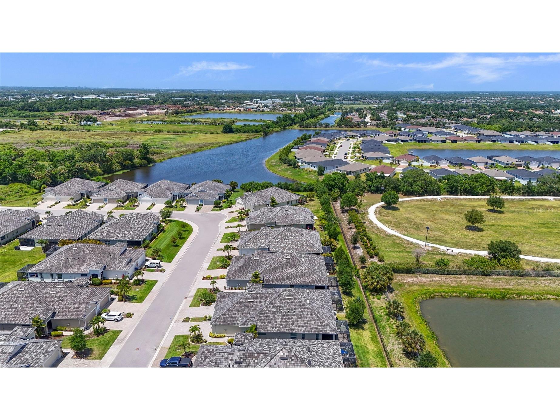 7523 Campus Cove Sarasota FL 34243 A4695649 image48