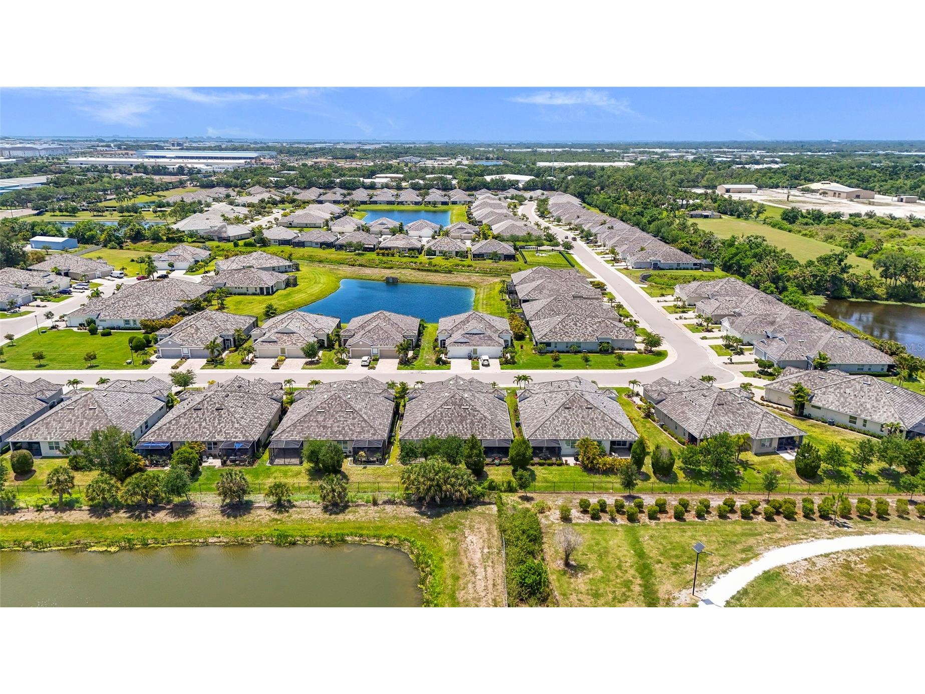 7523 Campus Cove Sarasota FL 34243 A4695649 image50
