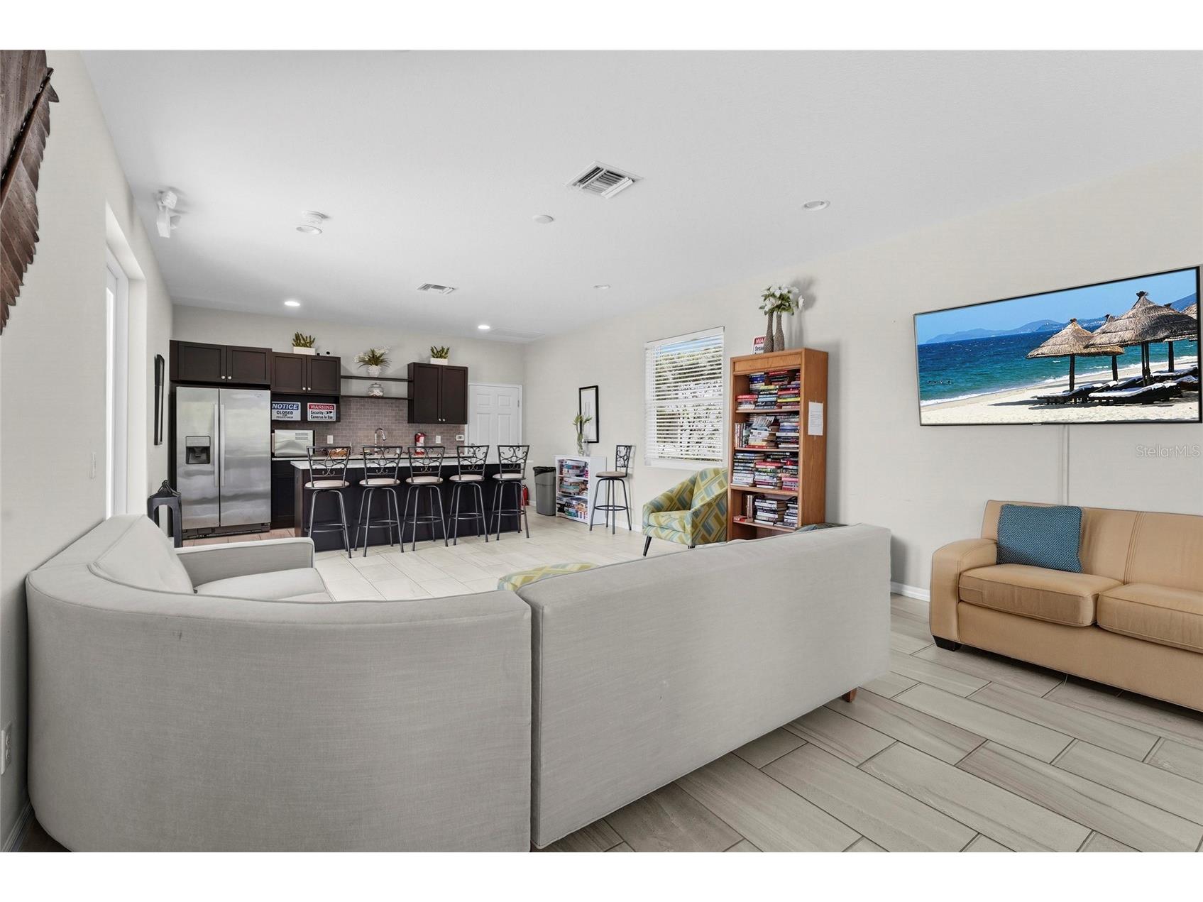 7523 Campus Cove Sarasota FL 34243 A4695649 image65