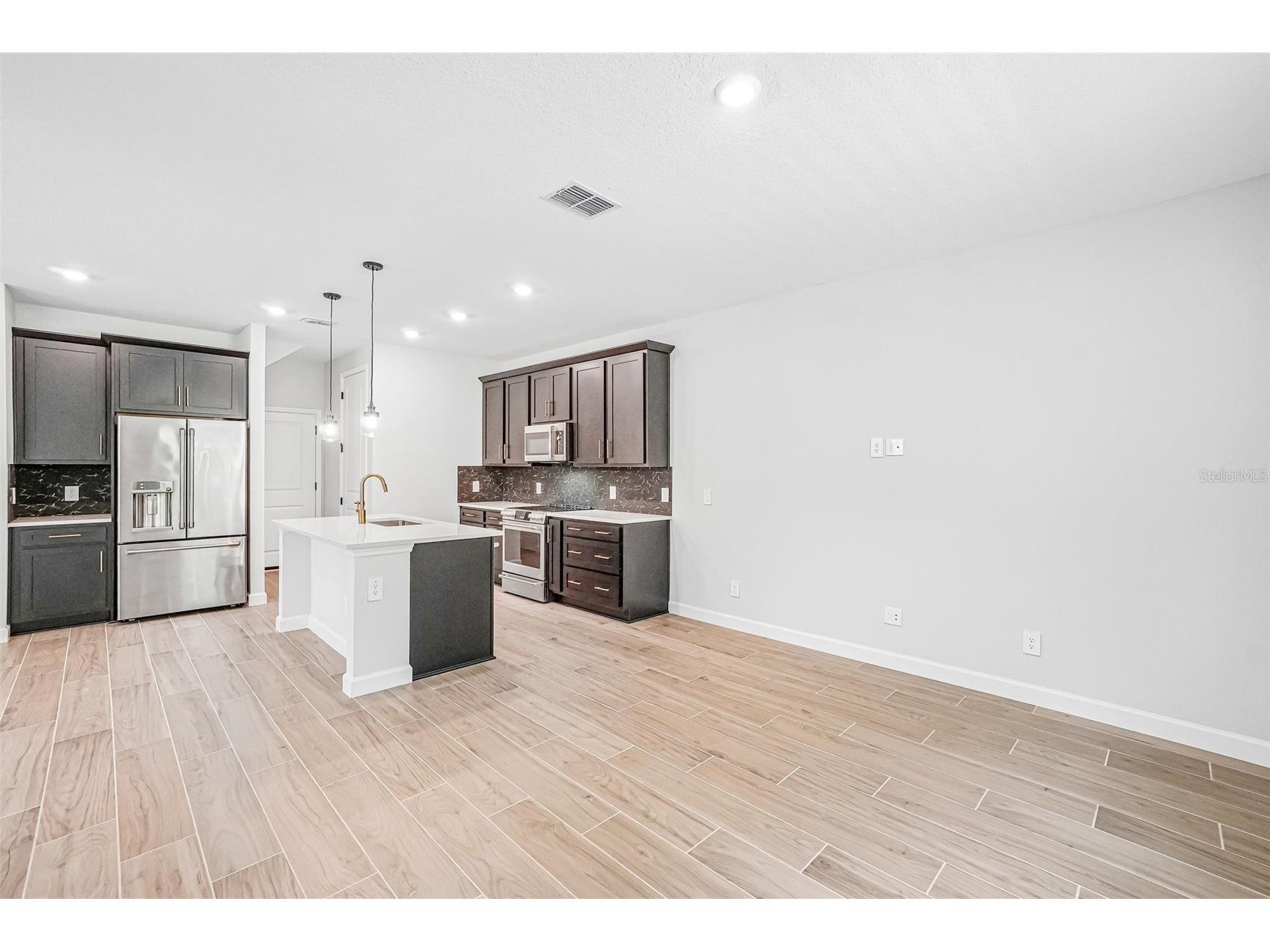 7524 Deer Valley Circle Tampa FL 33635 TB8507730 image13