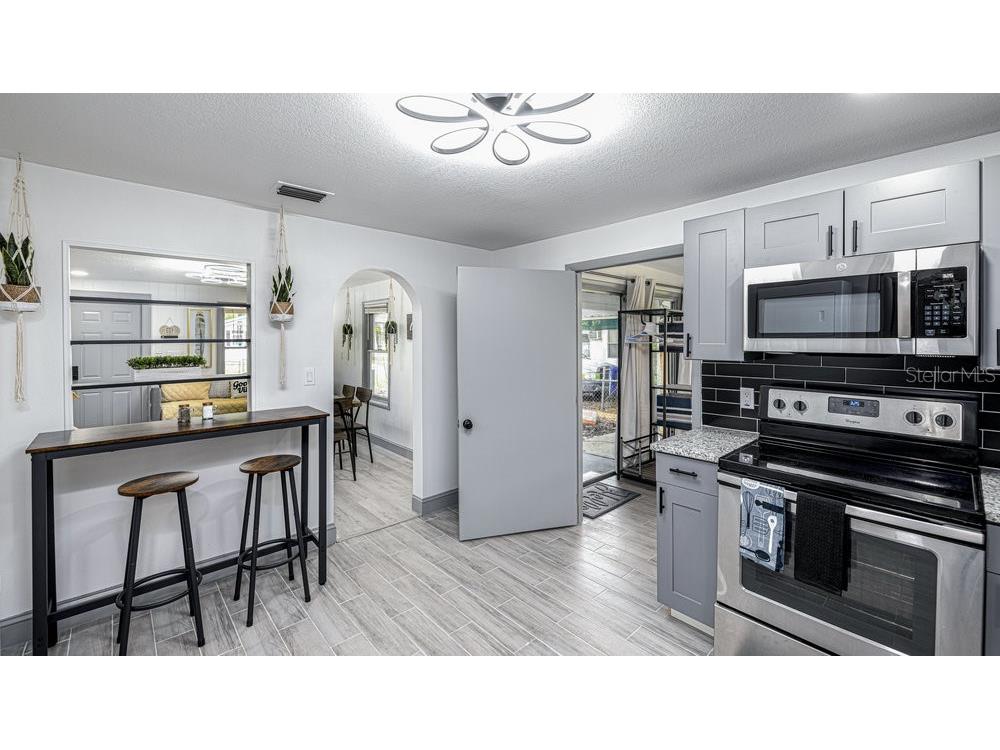  Orlando FL 32807 O6114643 image15