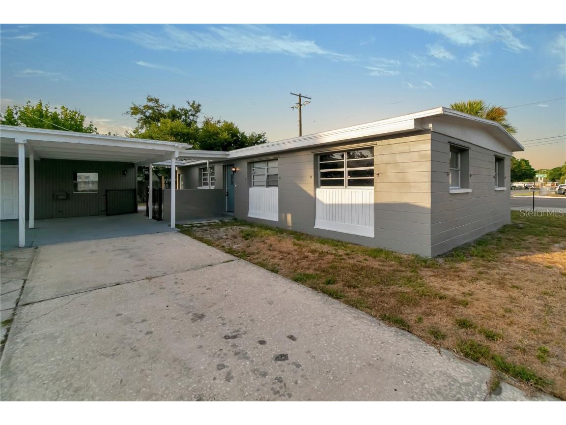 7524 Tidewater Trail Tampa FL 33619 U8246437 image1