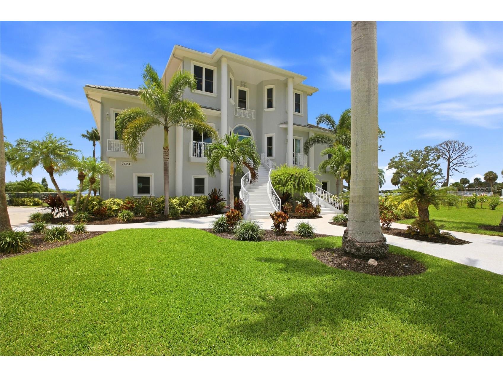 7524 Westmoreland Drive Sarasota FL 34243 - SARASOTA BAY A4695898 image7