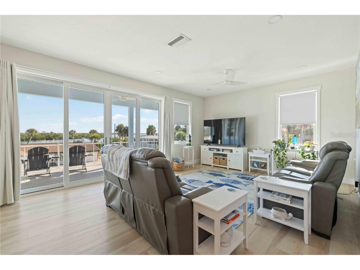 7524 Whitcomb Englewood FL 34223 - LEMON BAY N6141230 image2