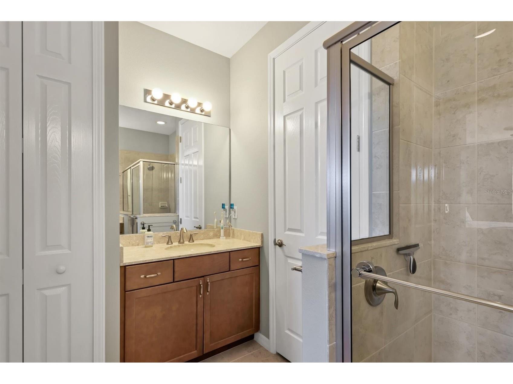 7525 Alumni Trail Sarasota FL 34243 A4679147 image23