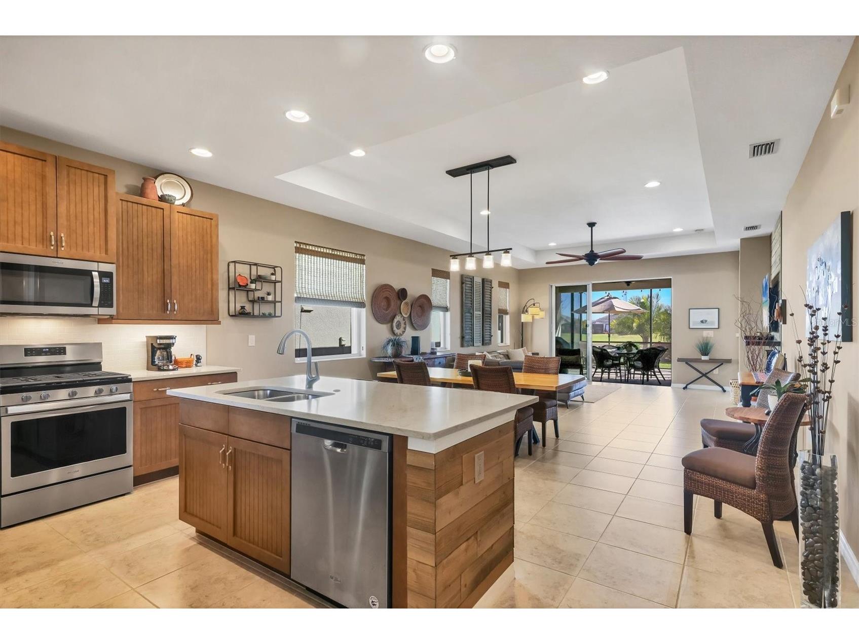 7525 Alumni Trail Sarasota FL 34243 A4679147 image3