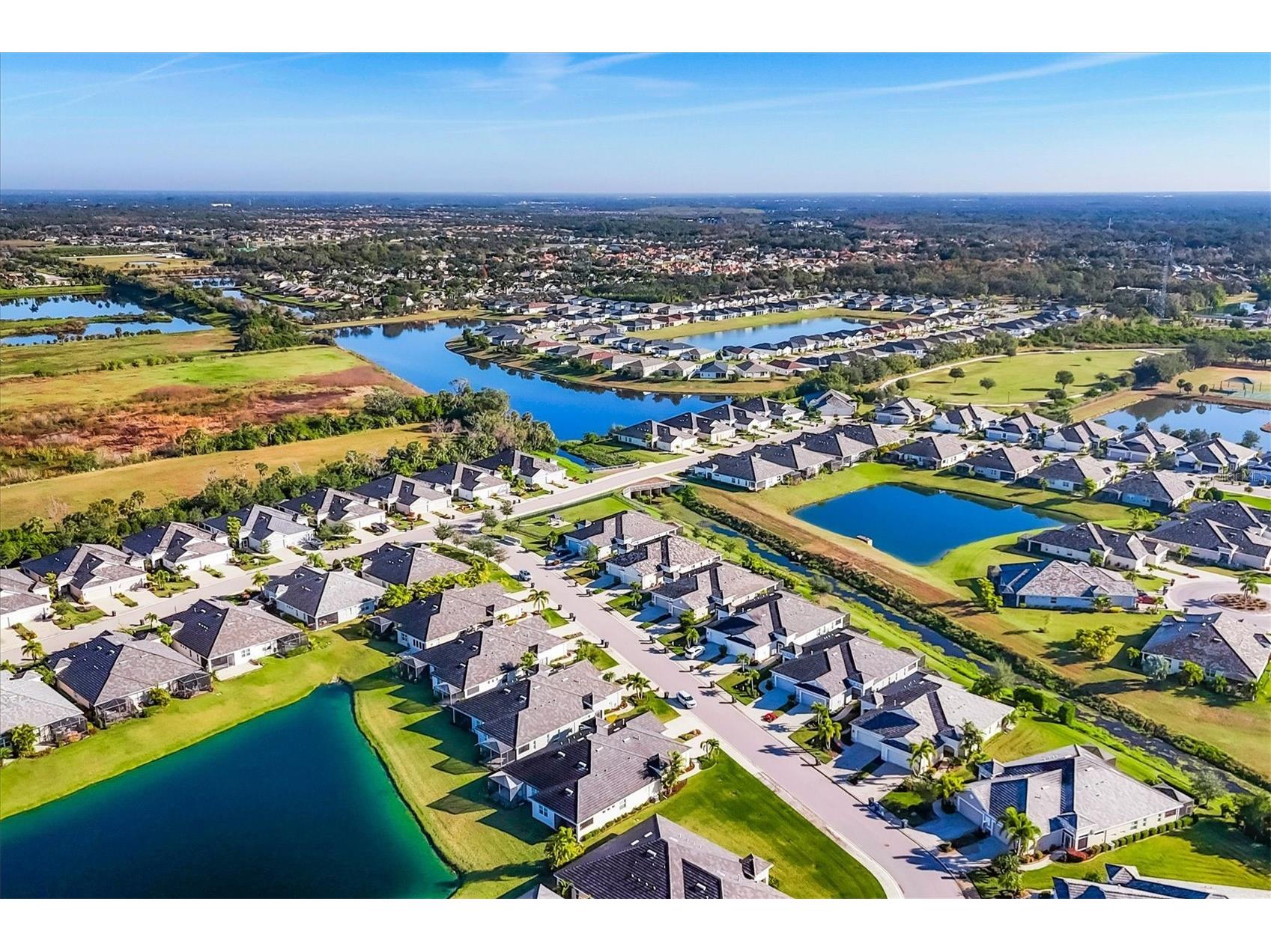 7525 Alumni Trail Sarasota FL 34243 A4679147 image38