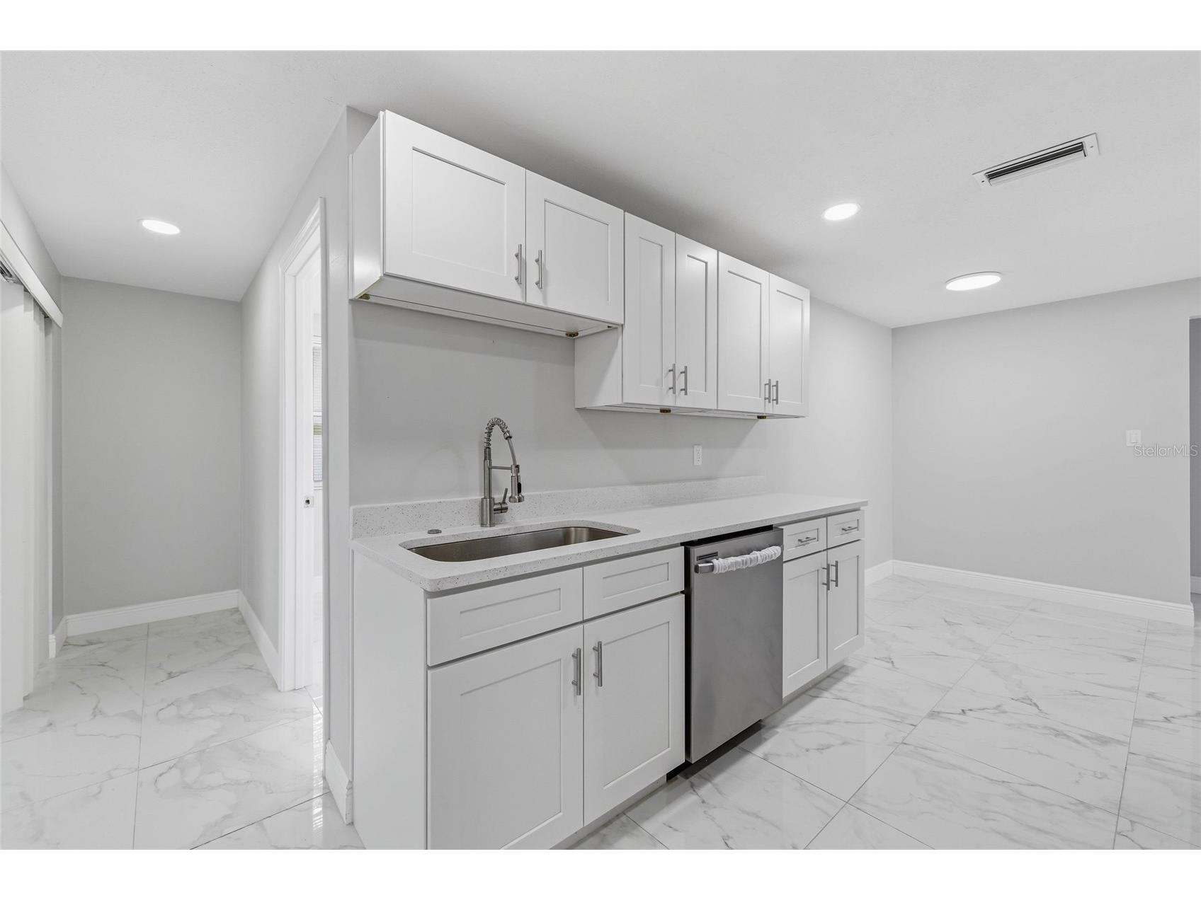 7526 Pineapple Lane Port Richey FL 34668 TB8505212 image17