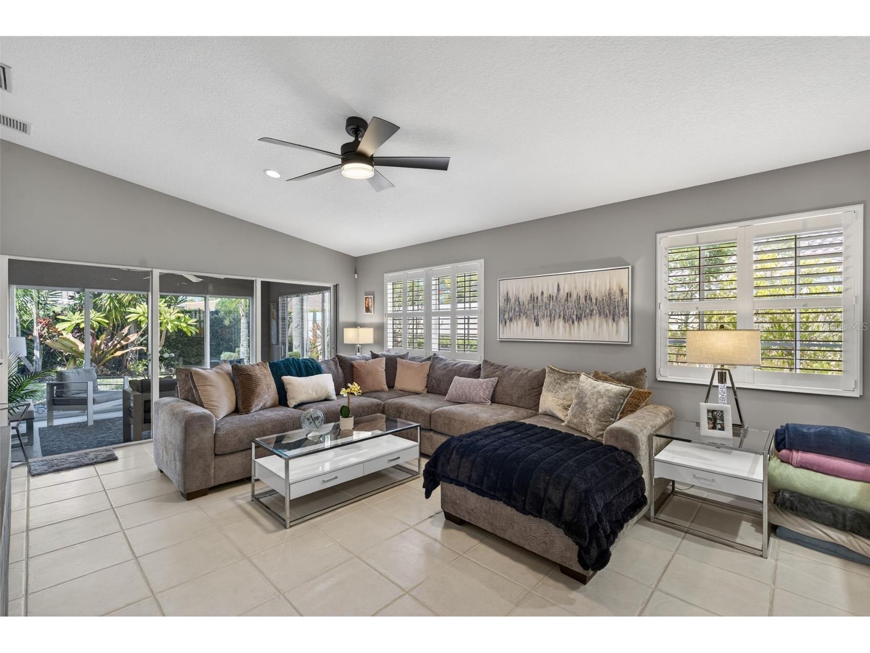 7526 Quinto Drive Sarasota FL 34238 A4679786 image10