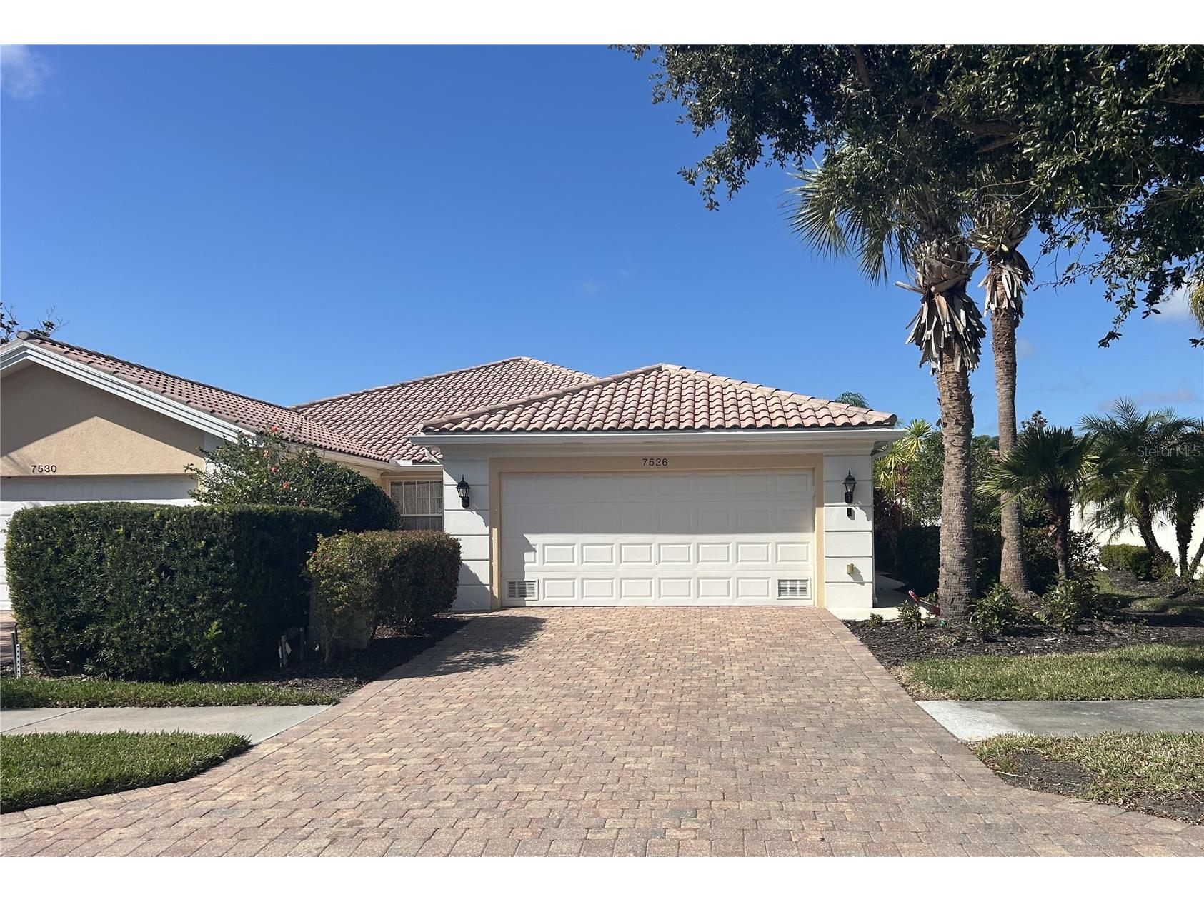 7526 Quinto Drive Sarasota FL 34238 A4679786 image2