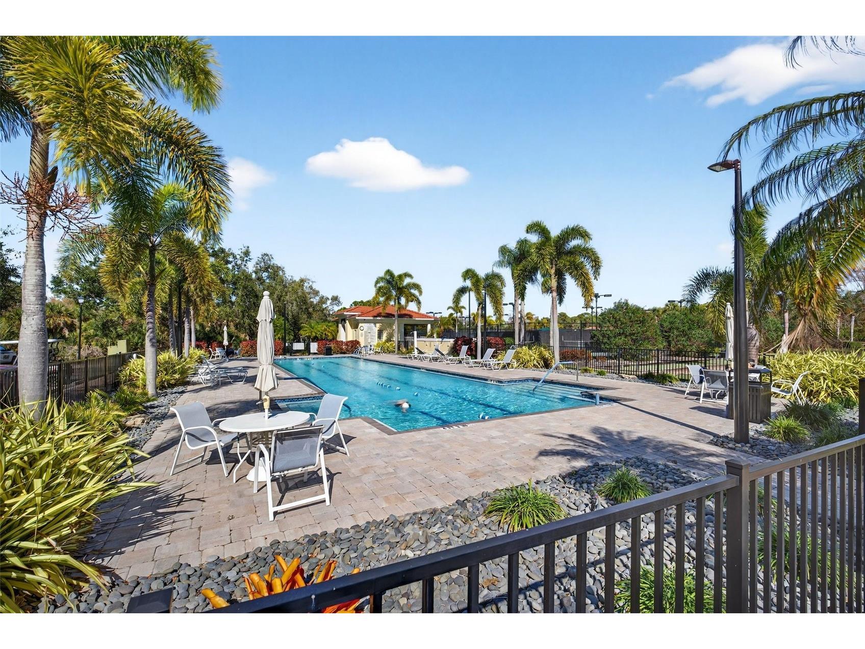 7526 Quinto Drive Sarasota FL 34238 A4679786 image41