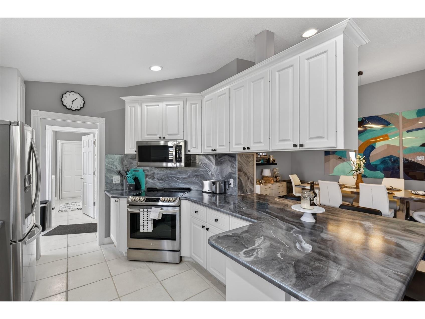 7526 Quinto Drive Sarasota FL 34238 A4679786 image9