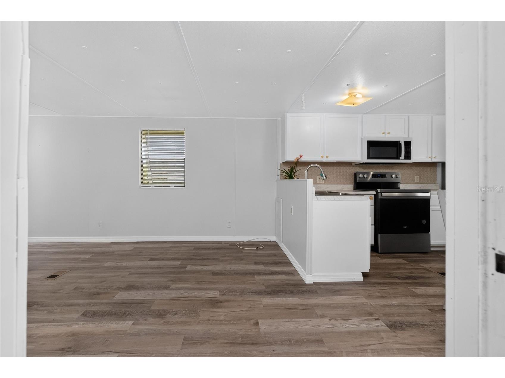 7526 Silage Circle Port Charlotte FL 33981 - BUTTERFORD WATERWAY C7527514 image6