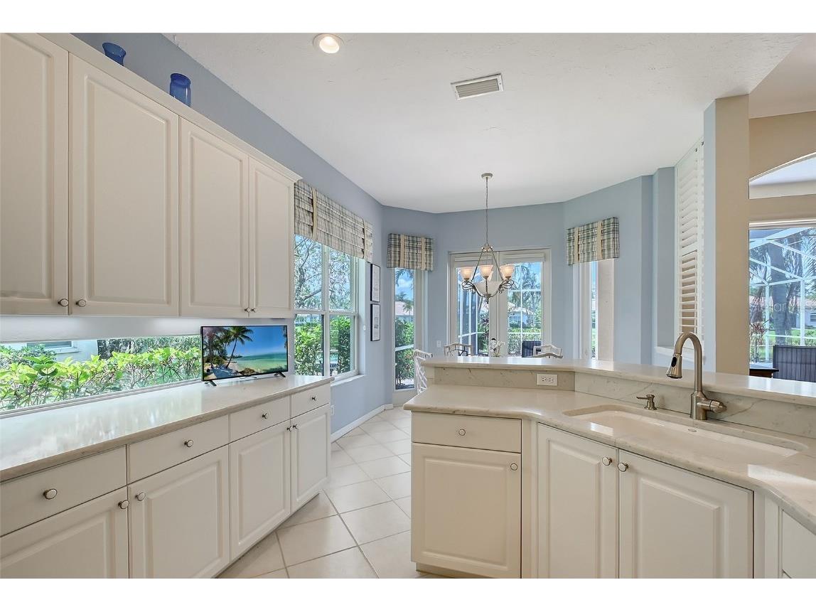 7528 Ascot Court University Park FL 34201 A4673578 image12