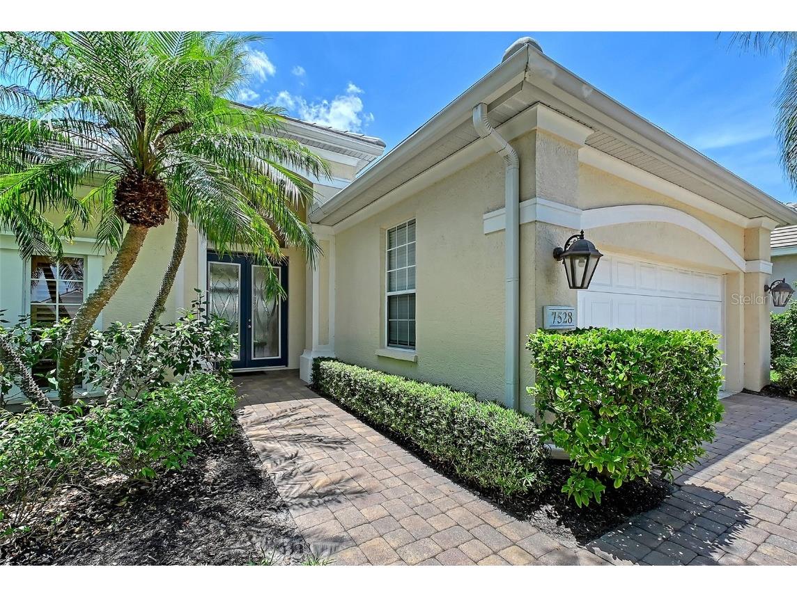 7528 Ascot Court University Park FL 34201 A4673578 image3