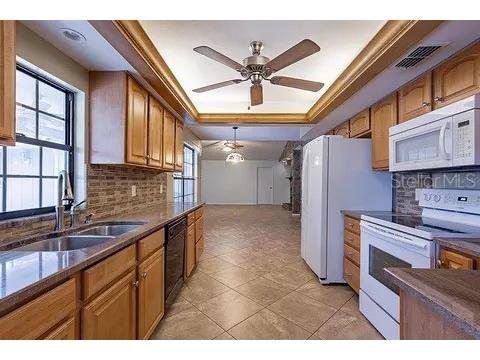 7528 River Country Drive Weeki Wachee FL 34607 A4697726 image2