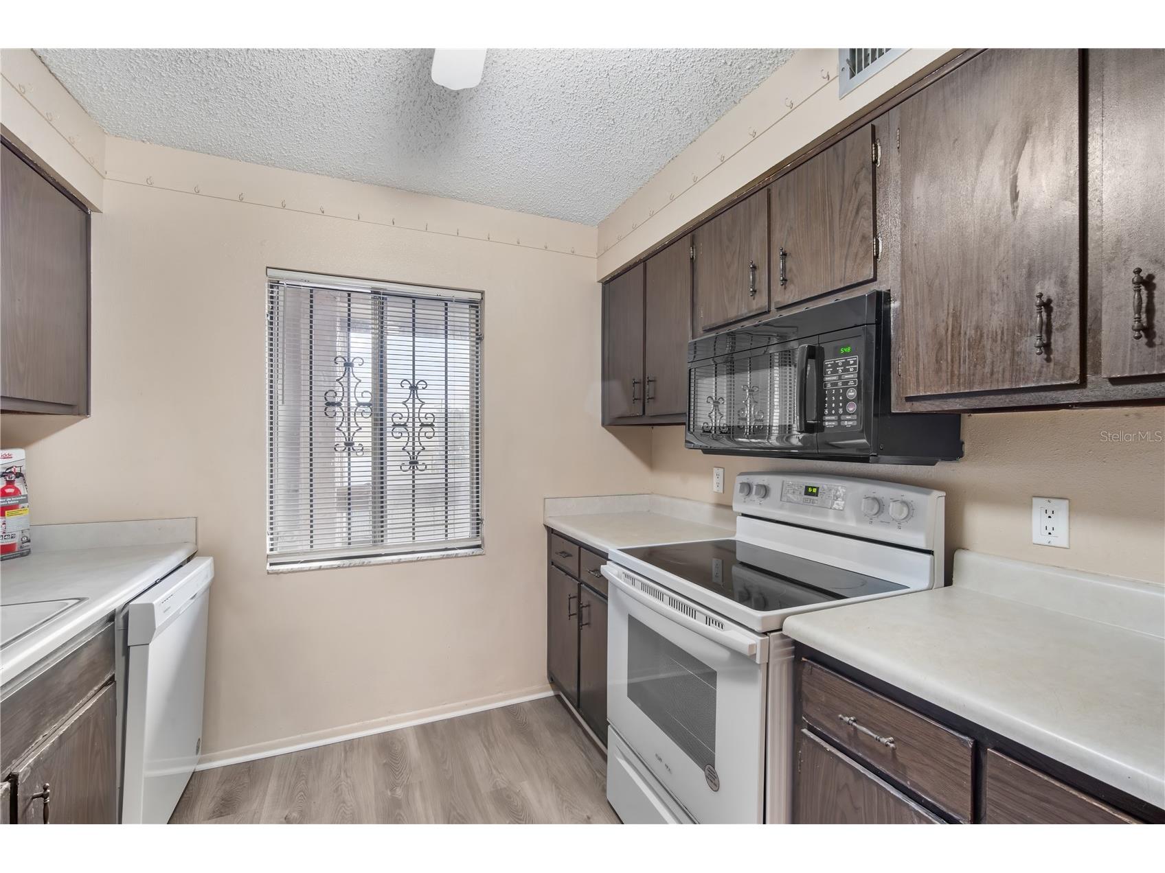 7529 Pitch Pine Circle #D Tampa FL 33617 TB8449982 image17