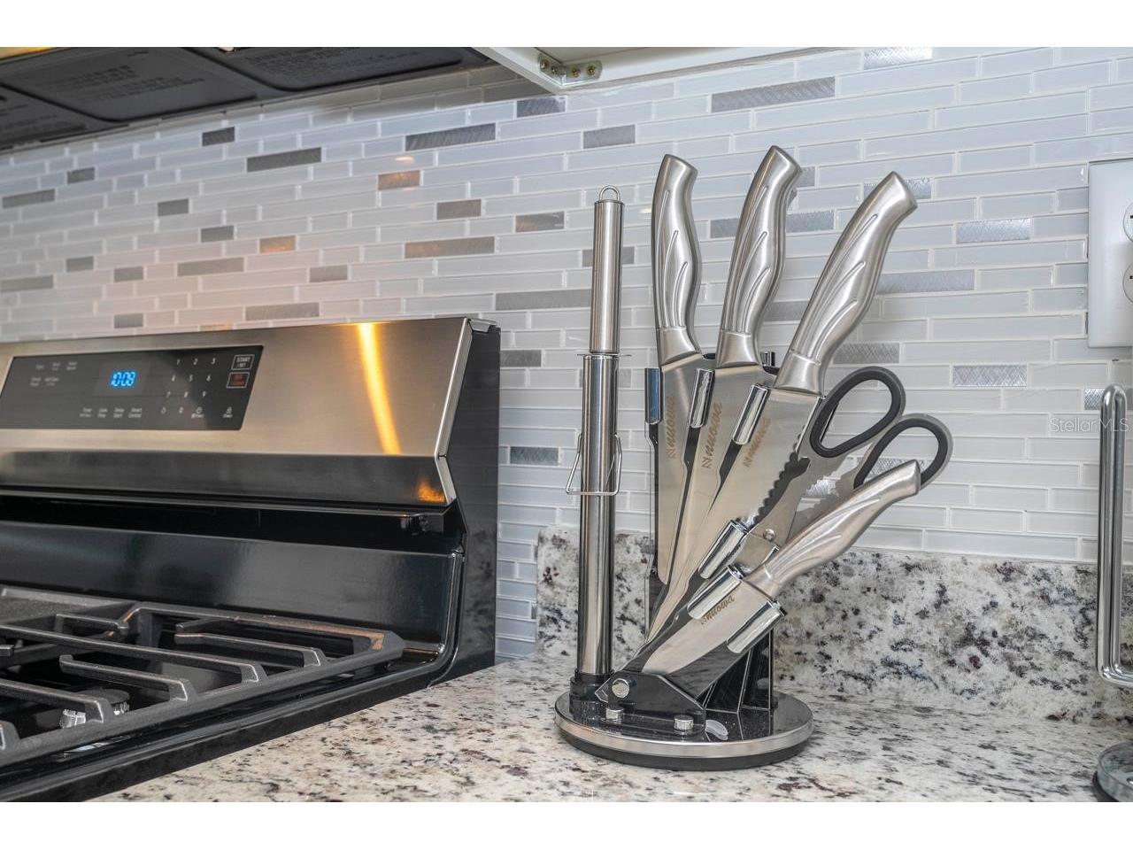 7529 Sunflower Circle Kissimmee FL 34747 O6379187 image8