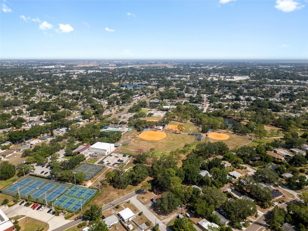 753 63rd Avenue N Saint Petersburg FL 33702 TB8383286 image17