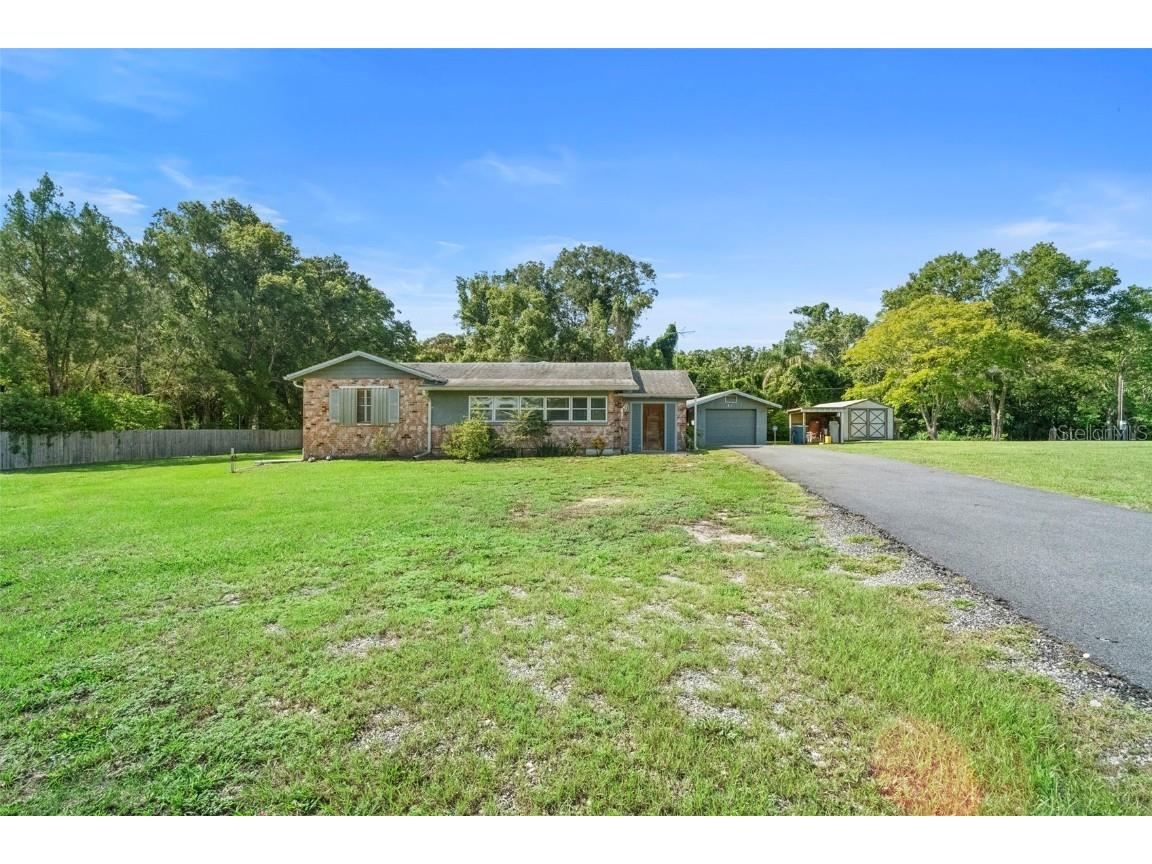 753 Glenwood Rd Deland FL 32720 V4944556 image1