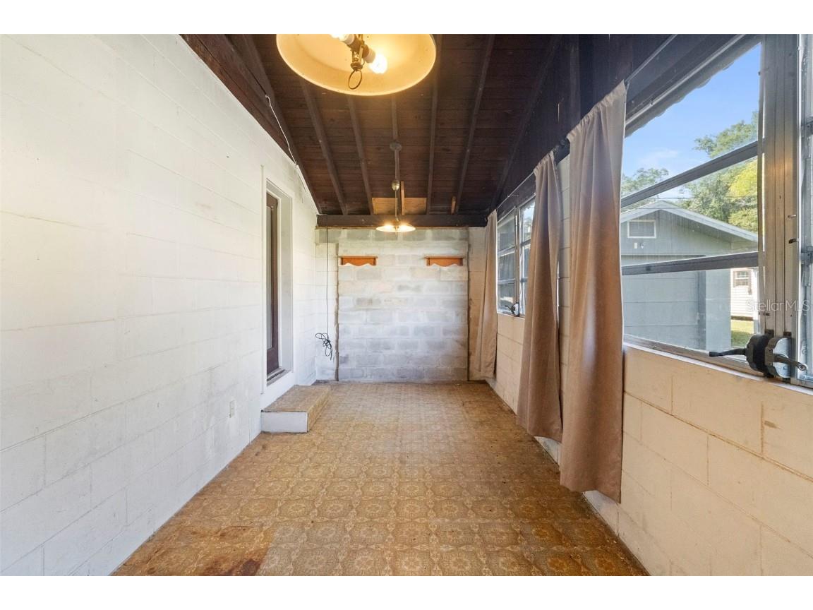 753 Glenwood Rd Deland FL 32720 V4944556 image14