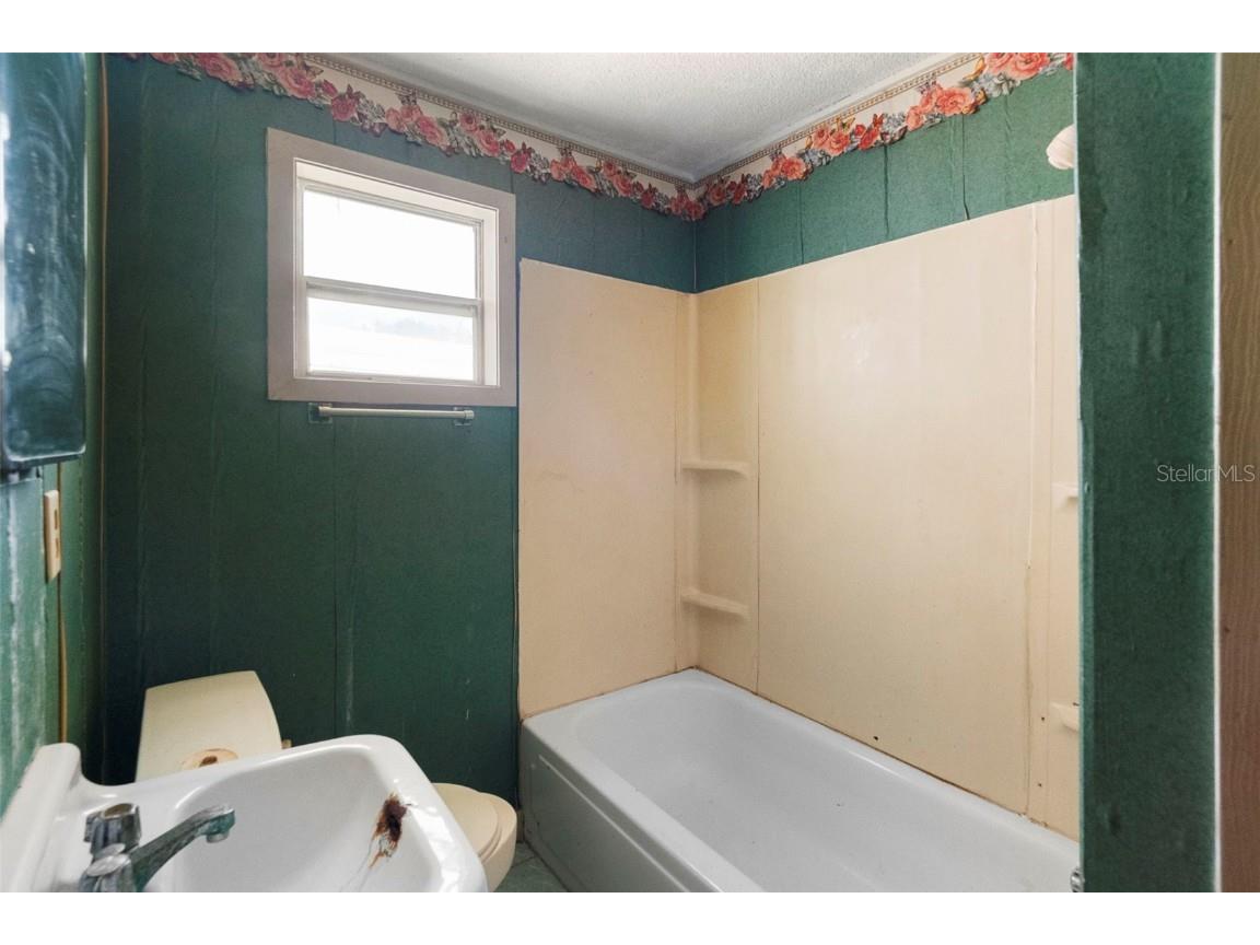 753 Glenwood Rd Deland FL 32720 V4944556 image39